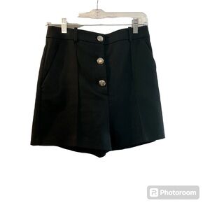Black Zara shorts